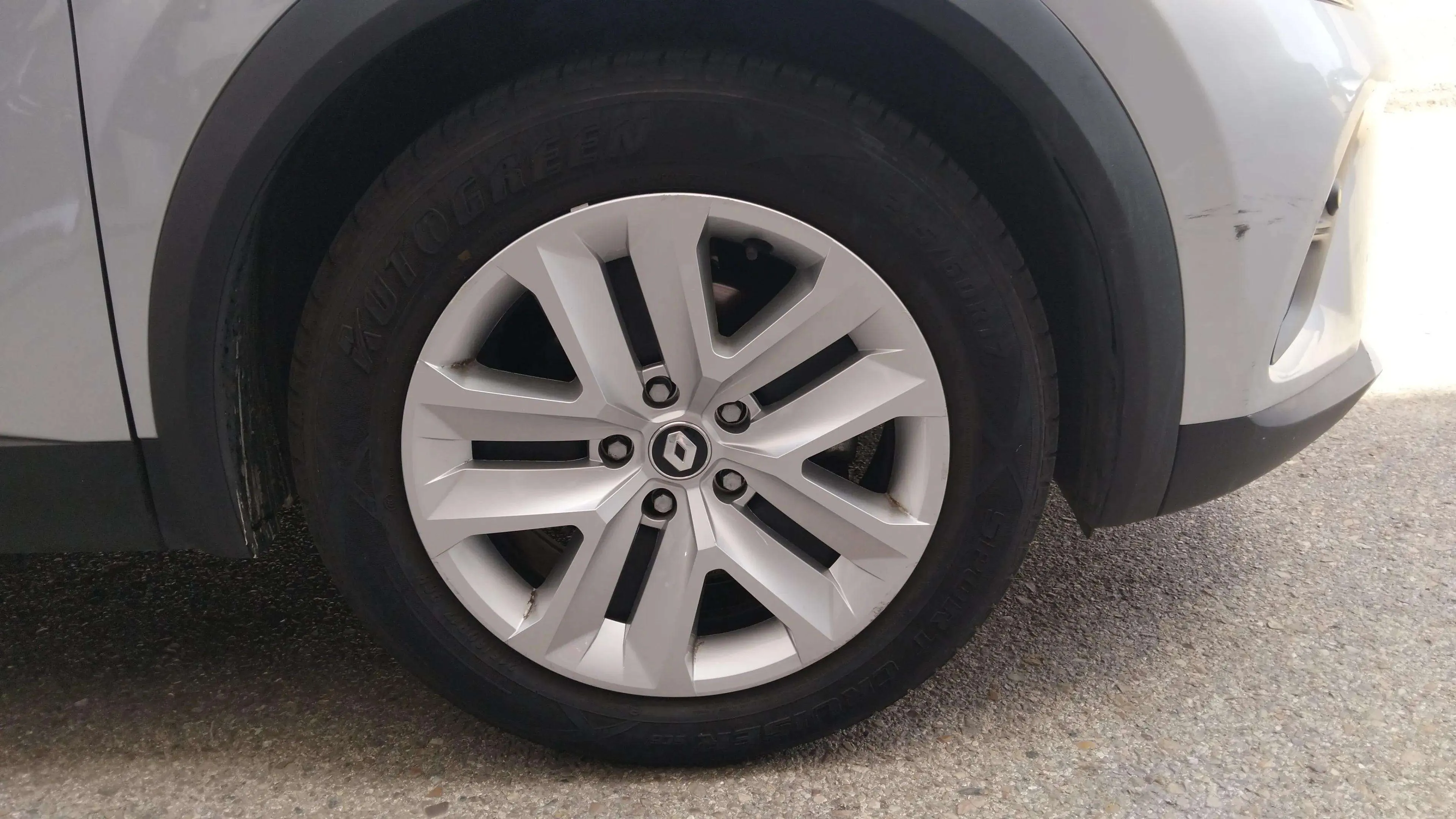 Renault Captur Zen E-Tech Híbrido enchufable - foto 17