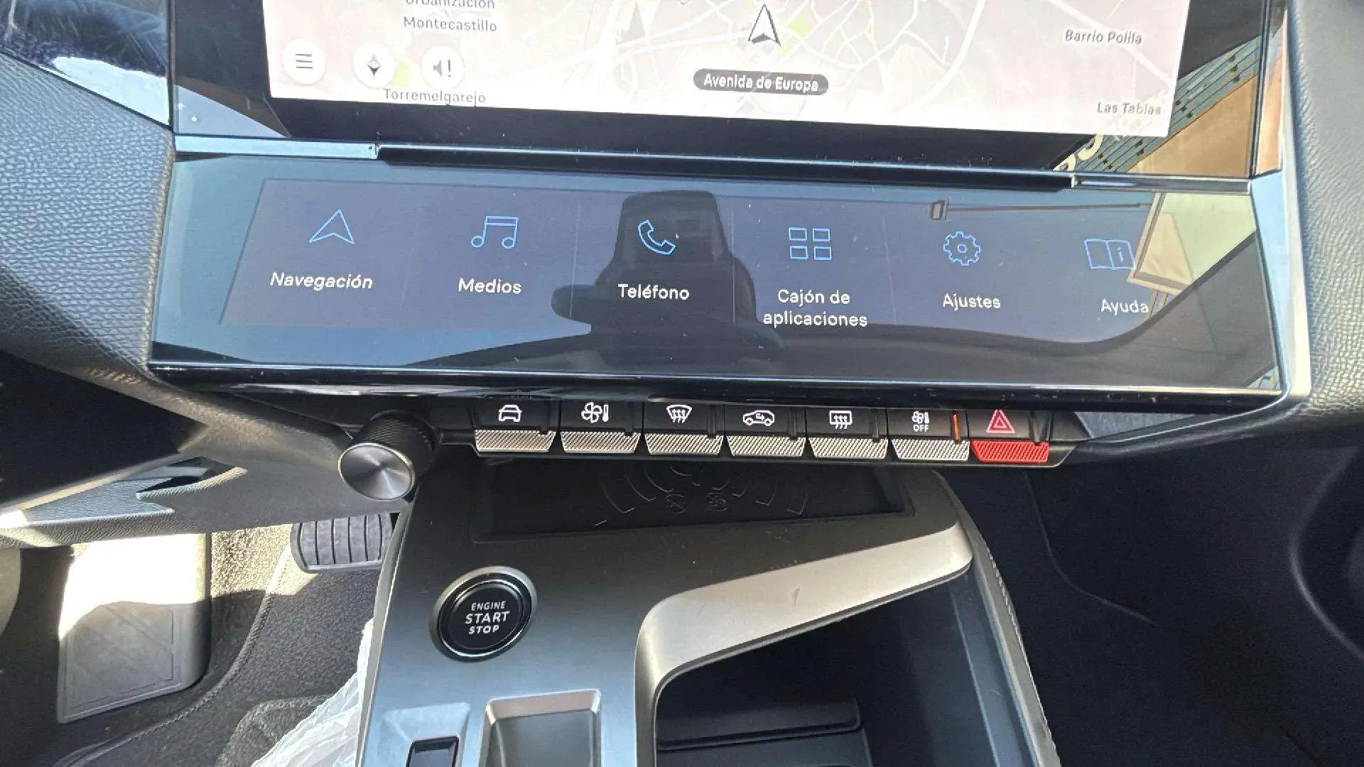 Peugeot 408 Allure PureTech 130 EAT8 - foto 16