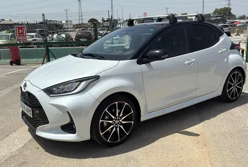 toyota yaris 15 130h gr sport plus hibrido no enchufable automatica arval barcelona 903000000276555