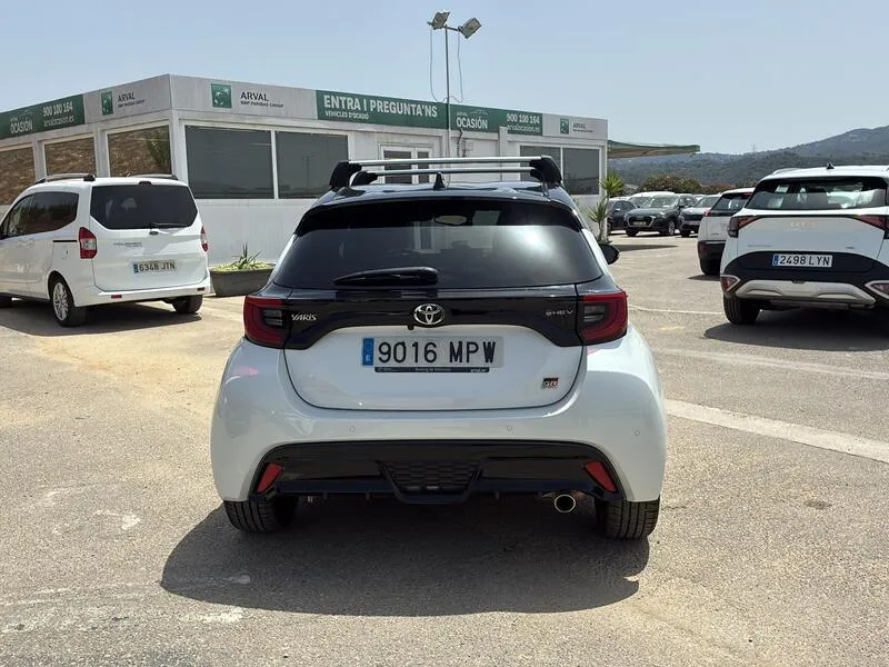 Toyota Yaris 1.5 130H GR Sport Plus - foto 5