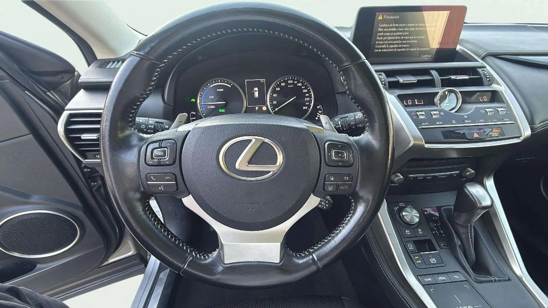 Lexus NX 2.5 300h Business Navigation 2WD - foto 12
