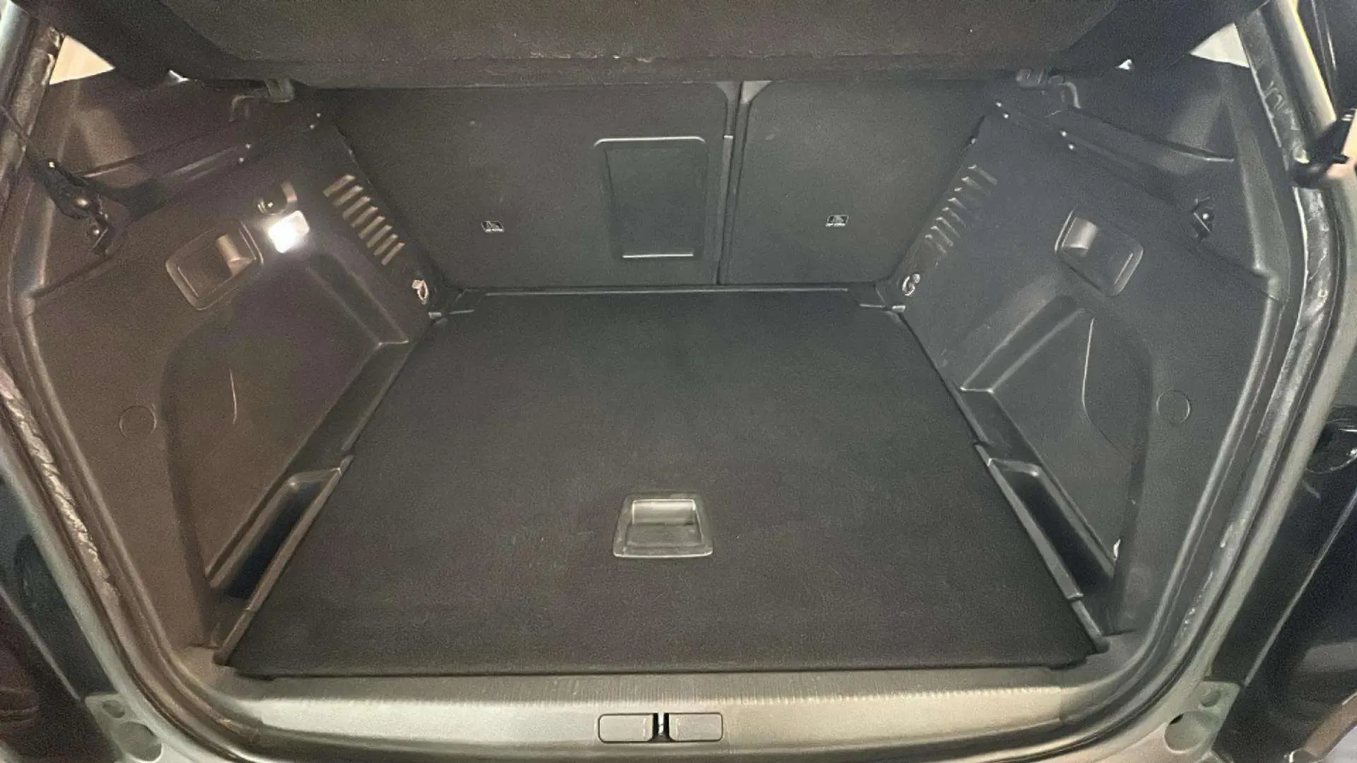Peugeot 3008 - foto 24