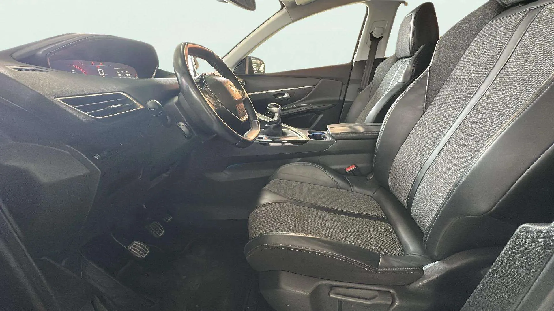 Peugeot 3008 - foto 20