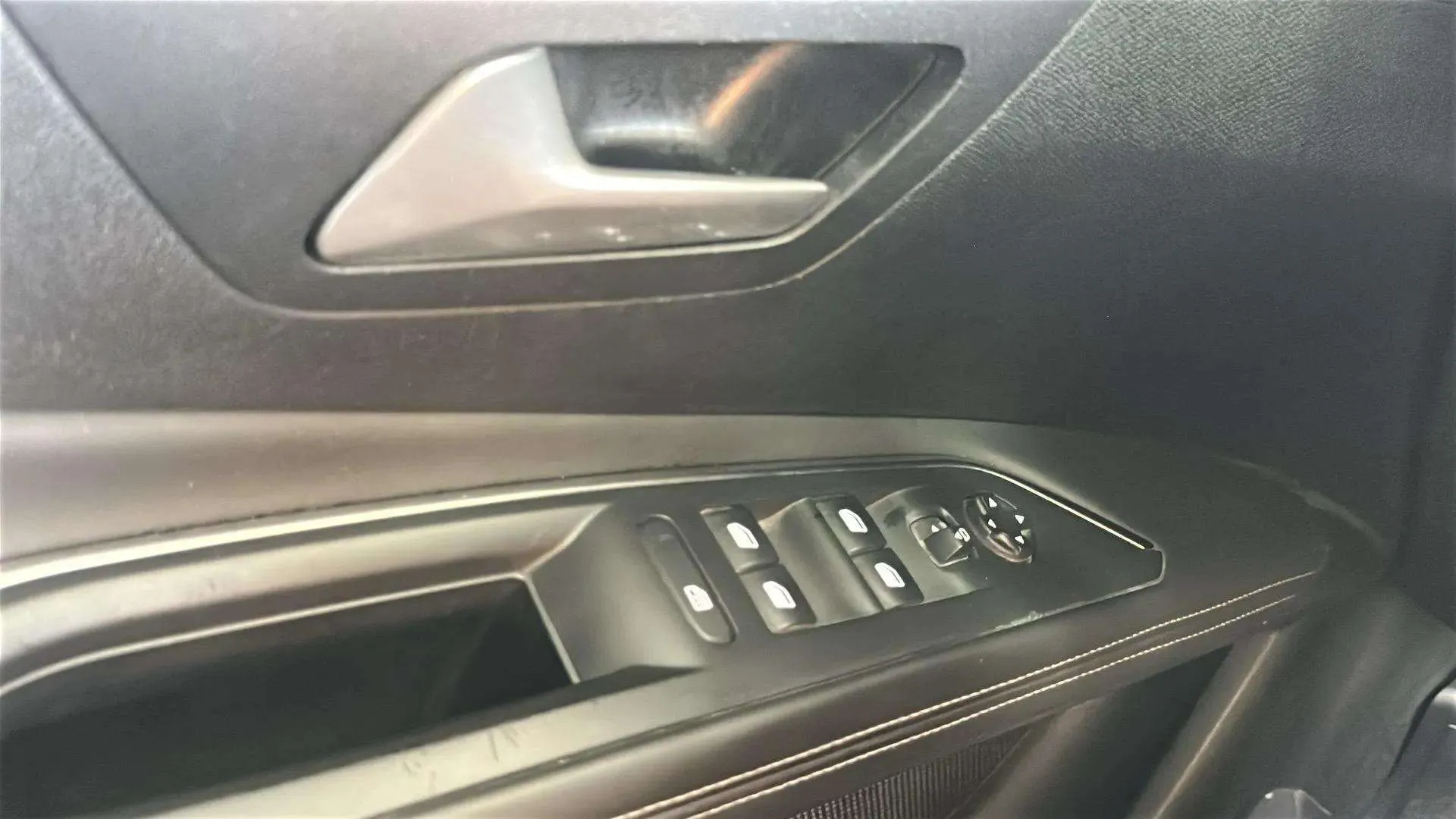 Peugeot 3008 - foto 23