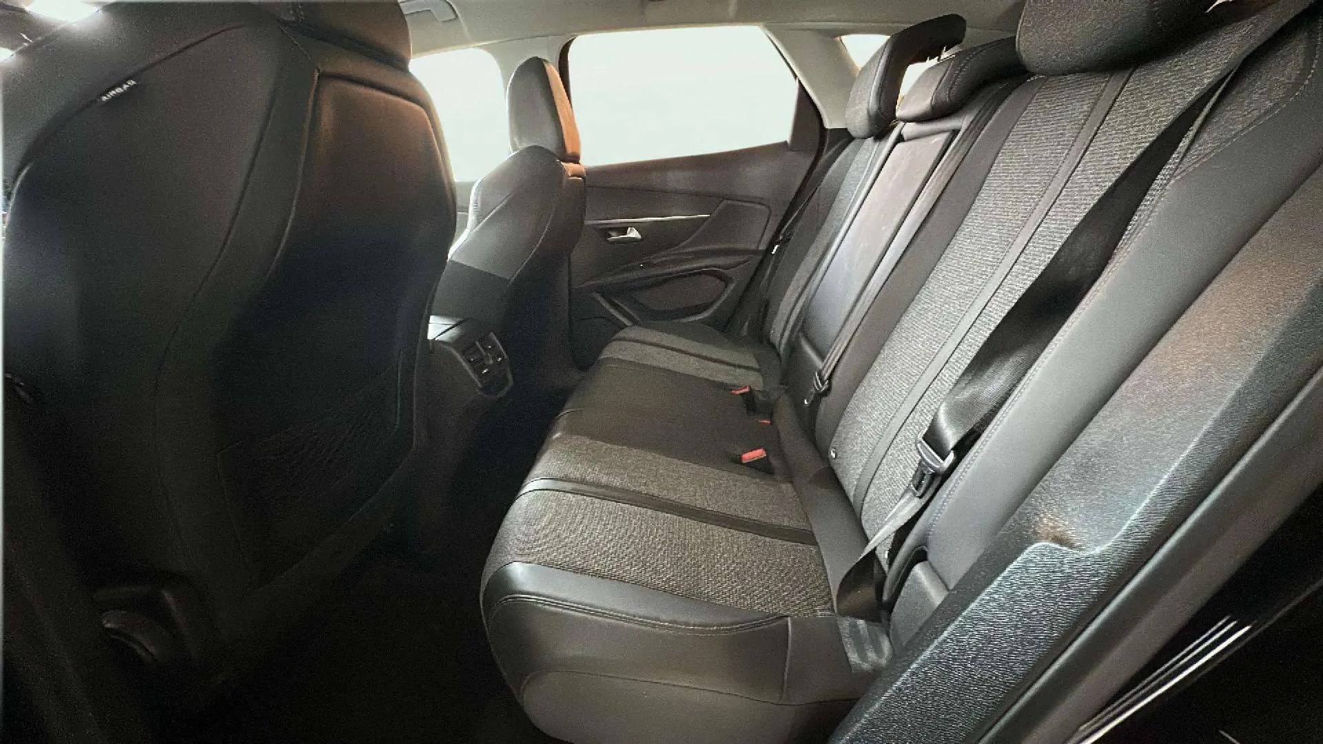 Peugeot 3008 - foto 19