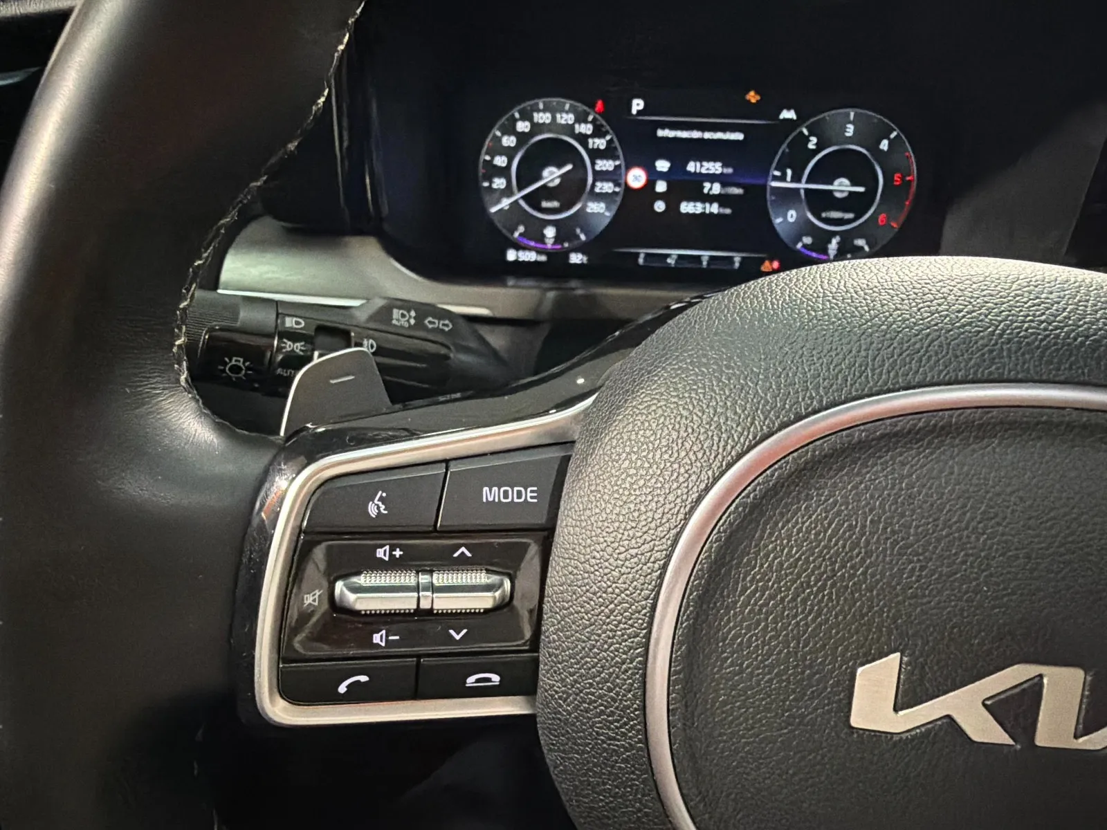 Kia Sorento 1.6 T-GDi HEV Emotion 4x2 7 plazas - foto 8