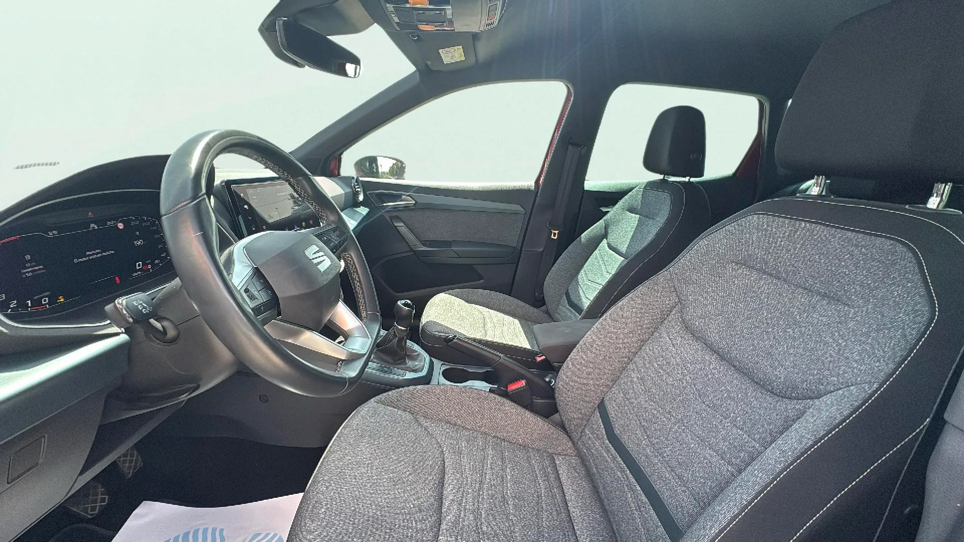 SEAT Arona 1.0 TSI Xperience XL - foto 16