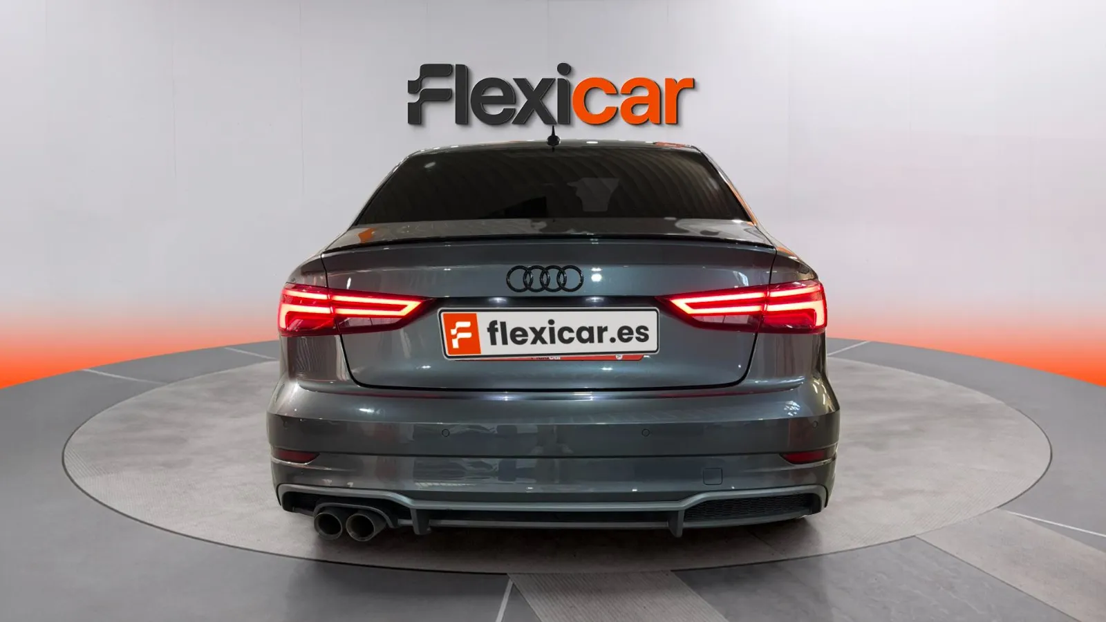 Audi A3 30 TDI Sedan - foto 4