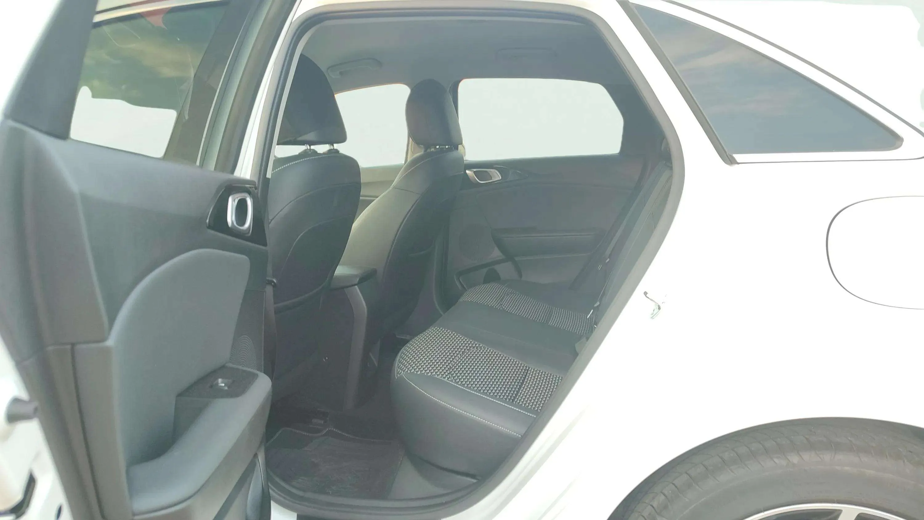 Kia Ceed 1.0 T-GDi Tech - foto 11