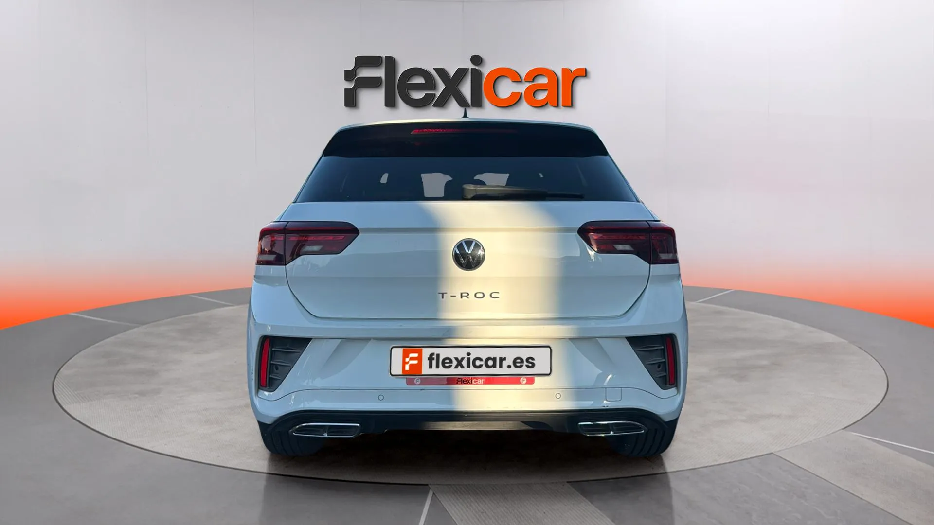 Volkswagen T-Roc R-Line 1.5 TSI DSG - foto 6