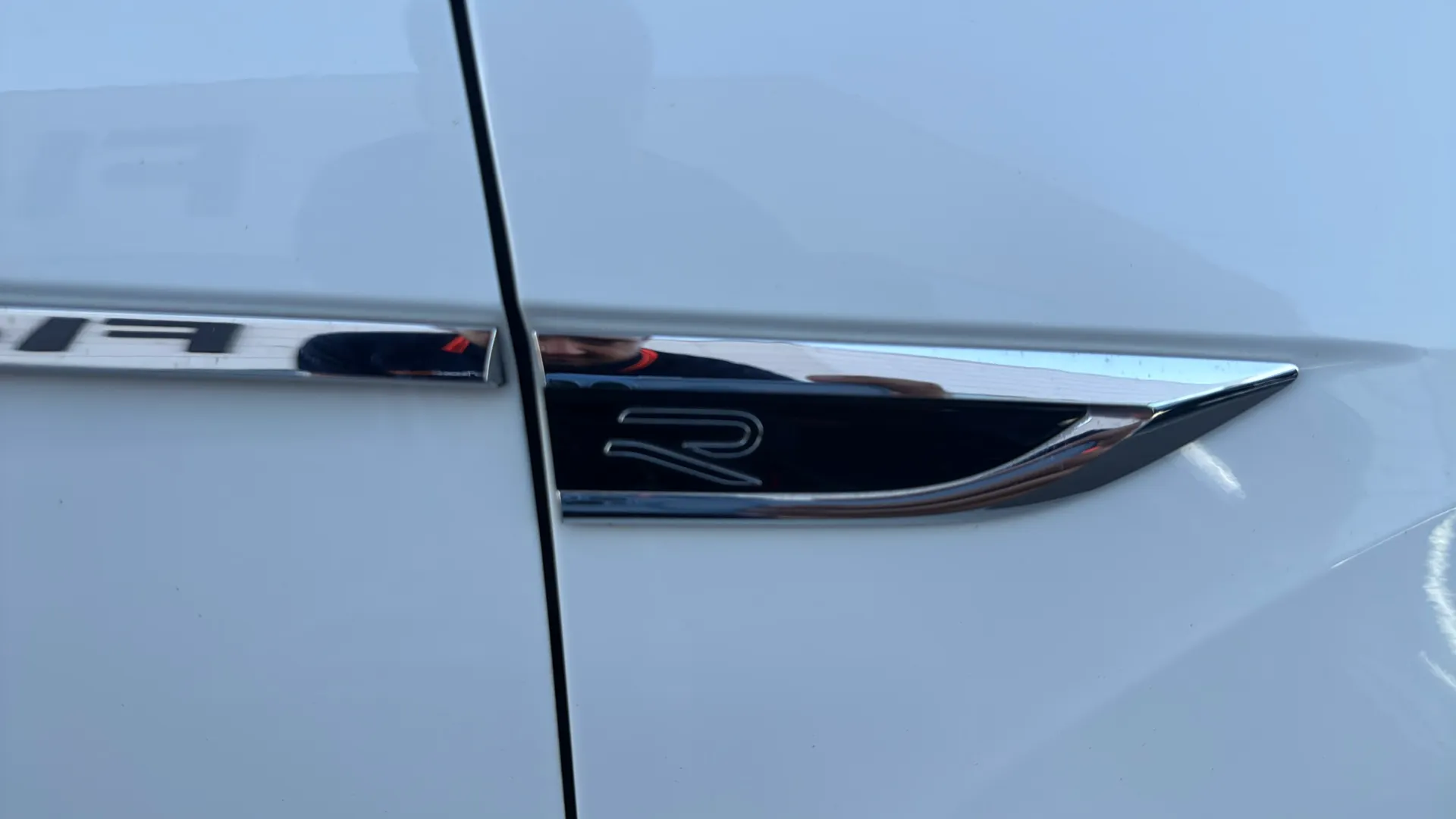 Volkswagen T-Roc R-Line 1.5 TSI DSG - foto 10