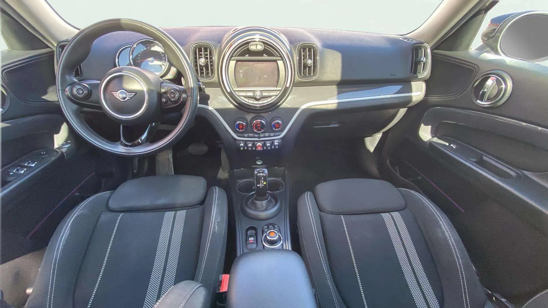 MINI Countryman Cooper SD - foto 12
