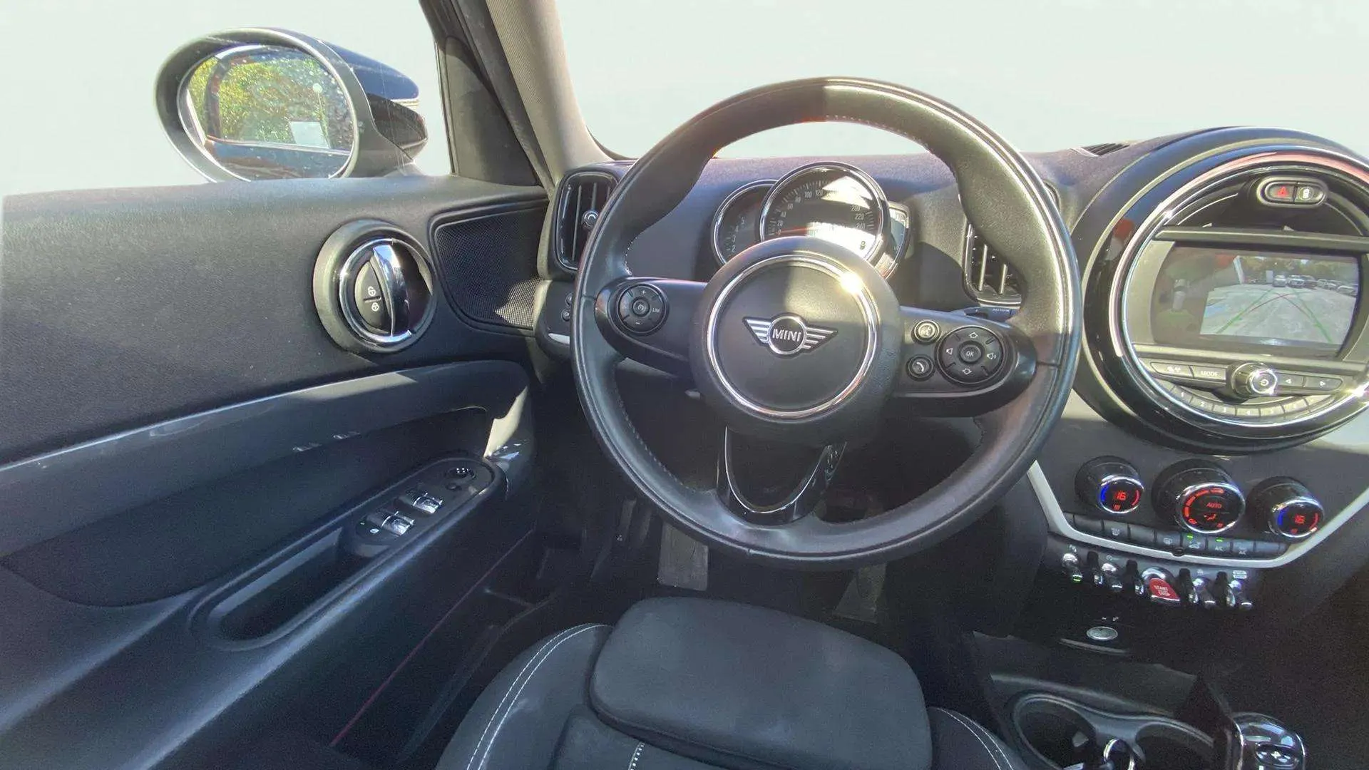 MINI Countryman Cooper SD - foto 14