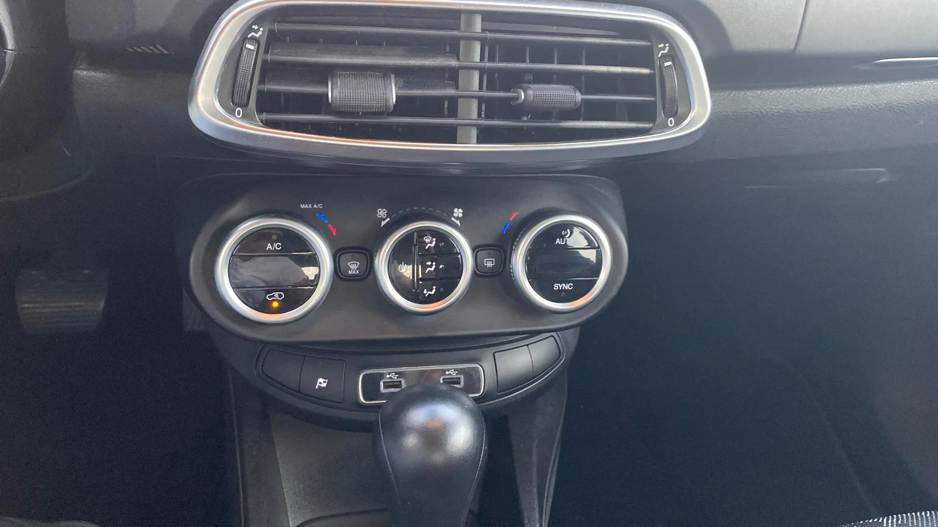 Fiat 500X Cross 1.3 Firefly T4 DCT - foto 19