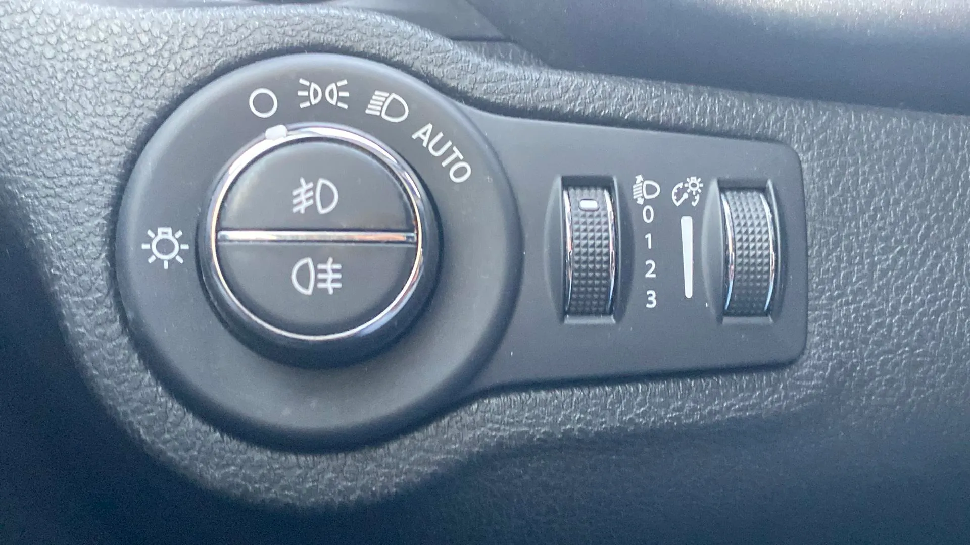 Fiat 500X Cross 1.3 Firefly T4 DCT - foto 18