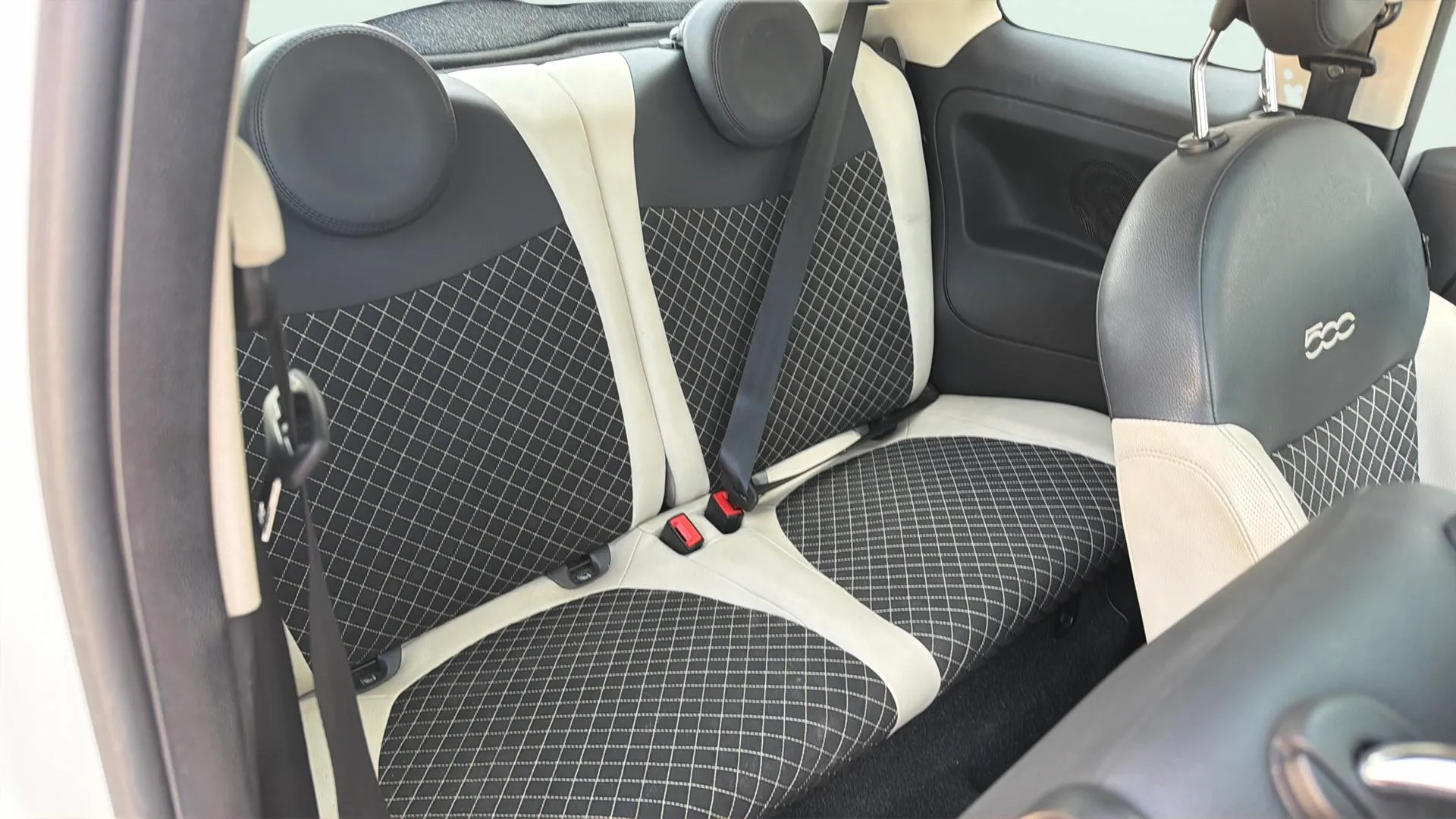 Fiat 500 Dolcevita 1.0 Hybrid - foto 14