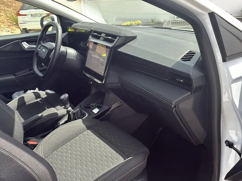Ford Puma Hybrid Titanium Design 1.0 EcoBoost - foto 12