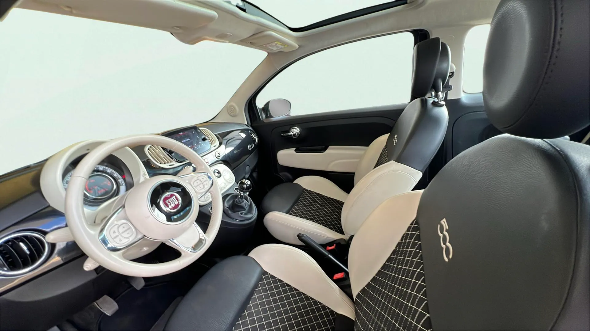 Fiat 500 Dolcevita 1.0 Hybrid - foto 9