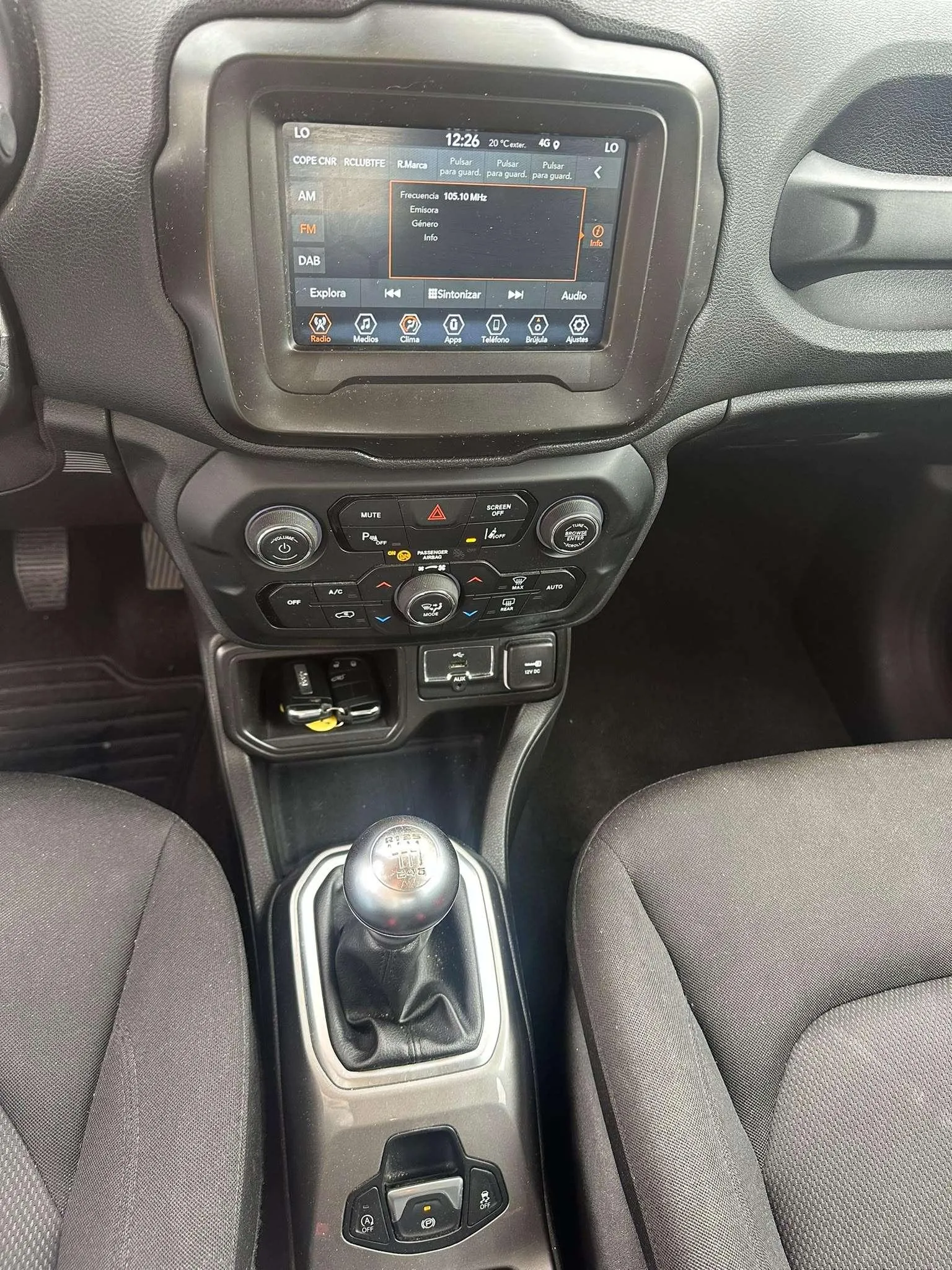 Jeep Renegade Longitude 1.0G 4x2 - foto 12