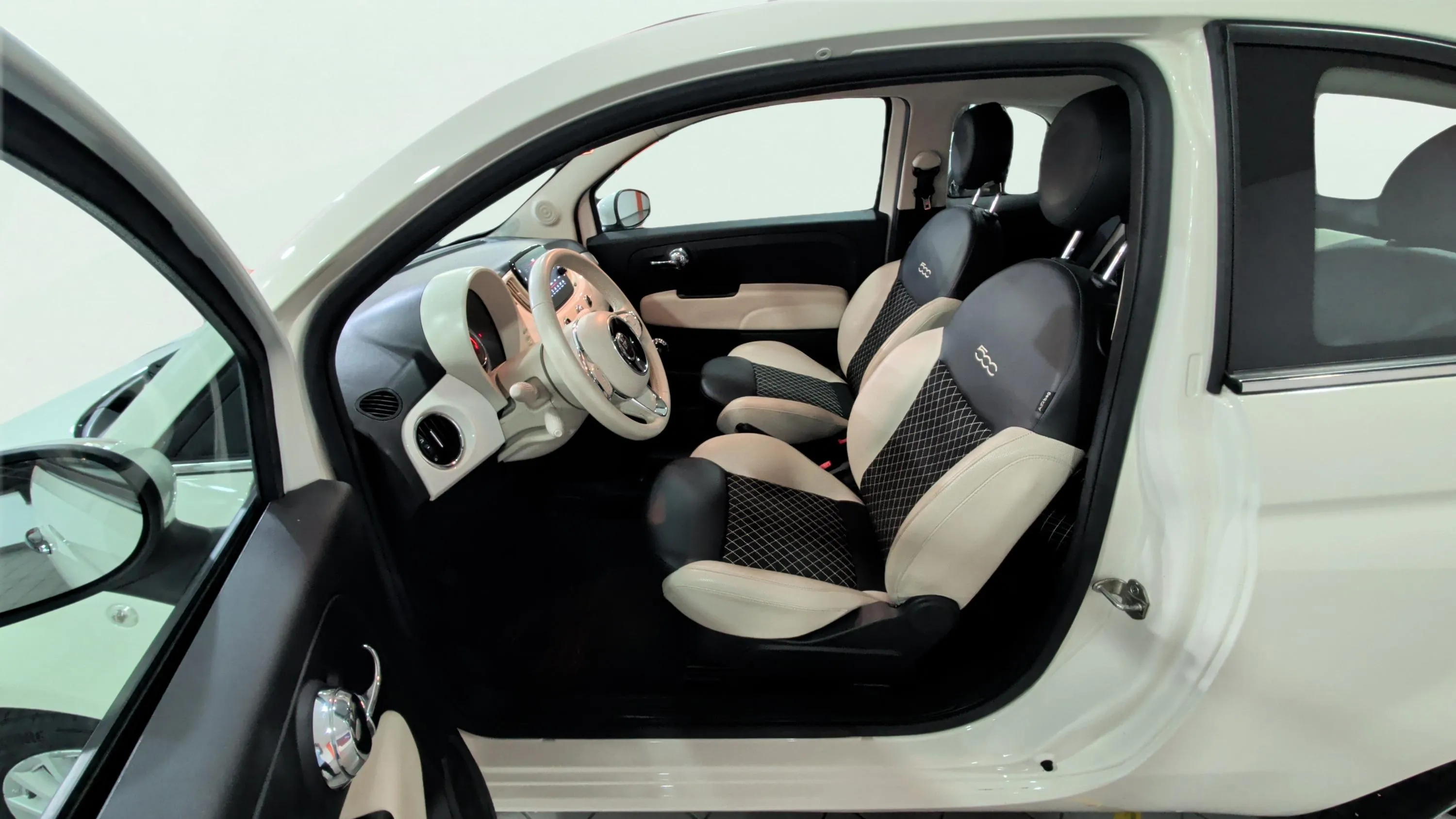 Fiat 500 Dolcevita 1.0 Hybrid - foto 13