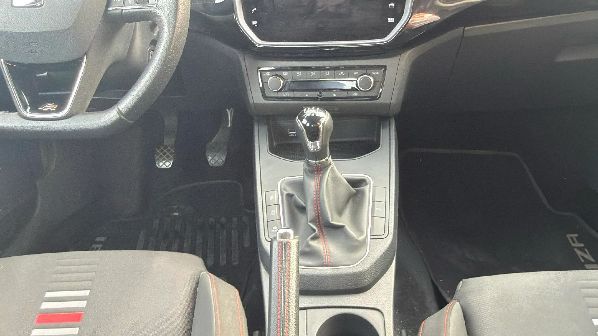 SEAT Ibiza 1.5 TSI FR - foto 9