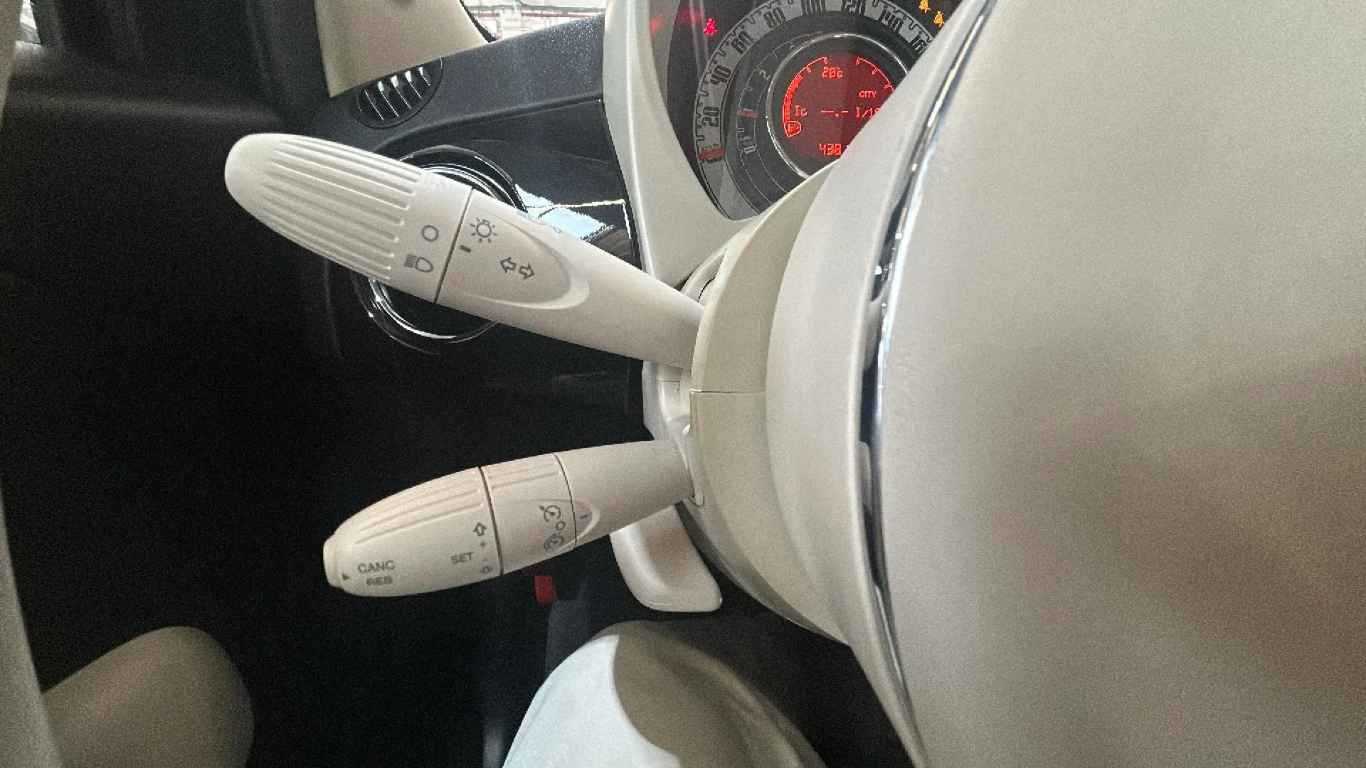Fiat 500 Dolcevita 1.0 Hybrid - foto 17