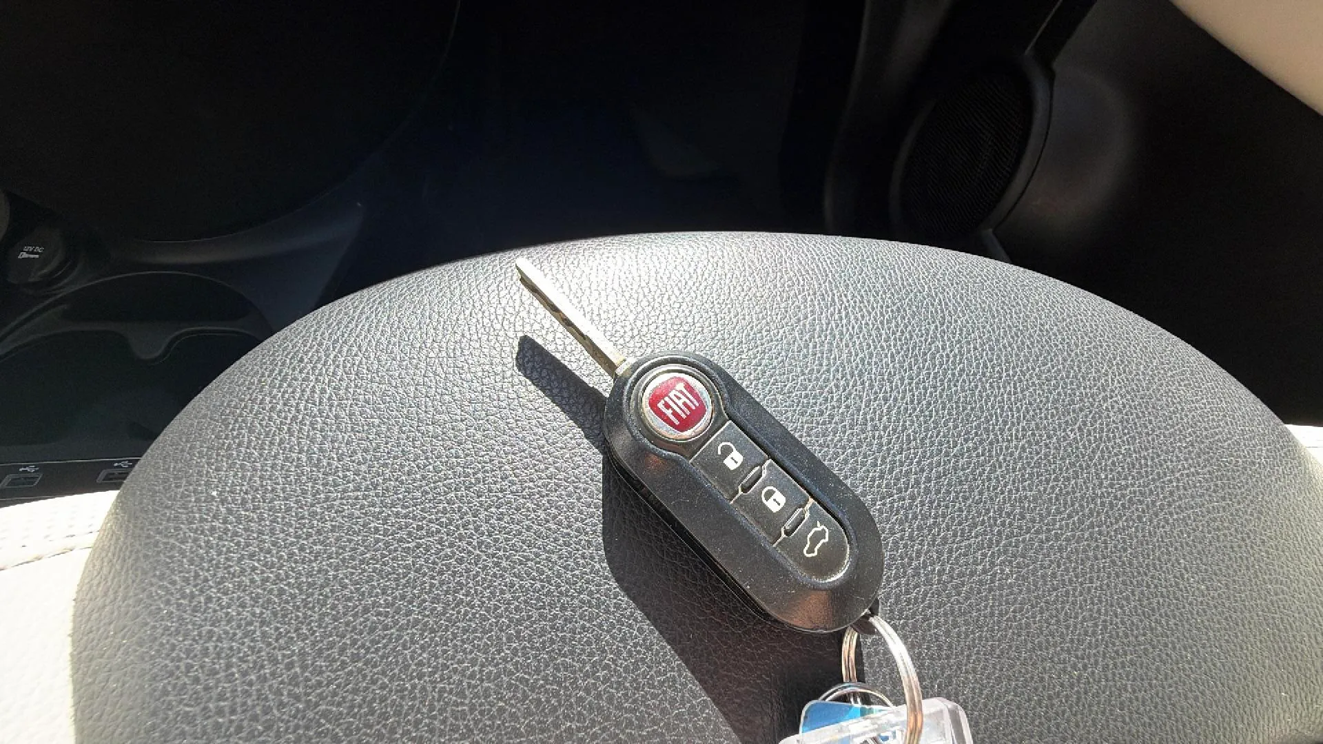 Fiat 500 Dolcevita 1.0 Hybrid - foto 21