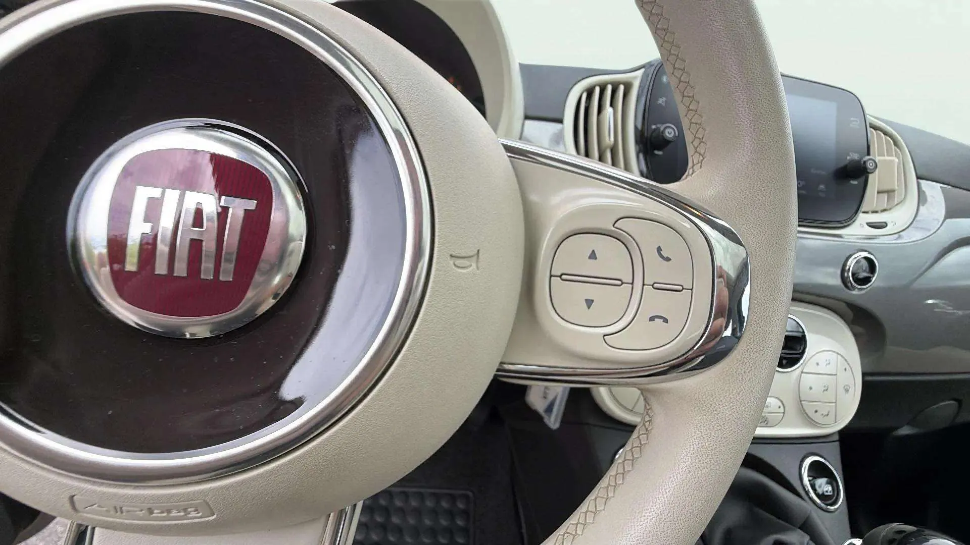 Fiat 500 Dolcevita 1.0 Hybrid - foto 18