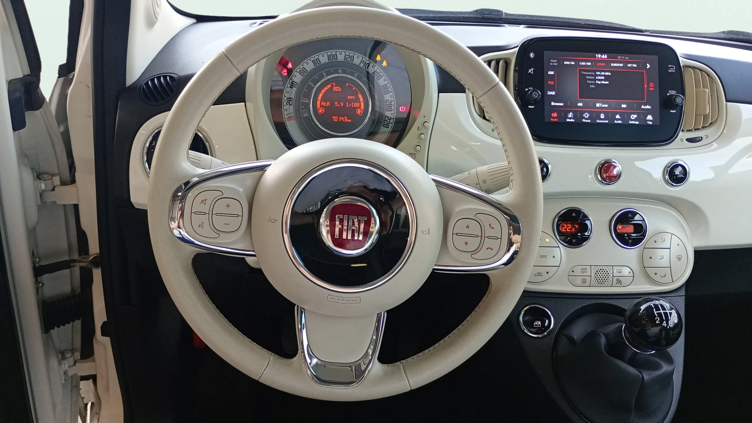 Fiat 500 Dolcevita 1.0 Hybrid - foto 12