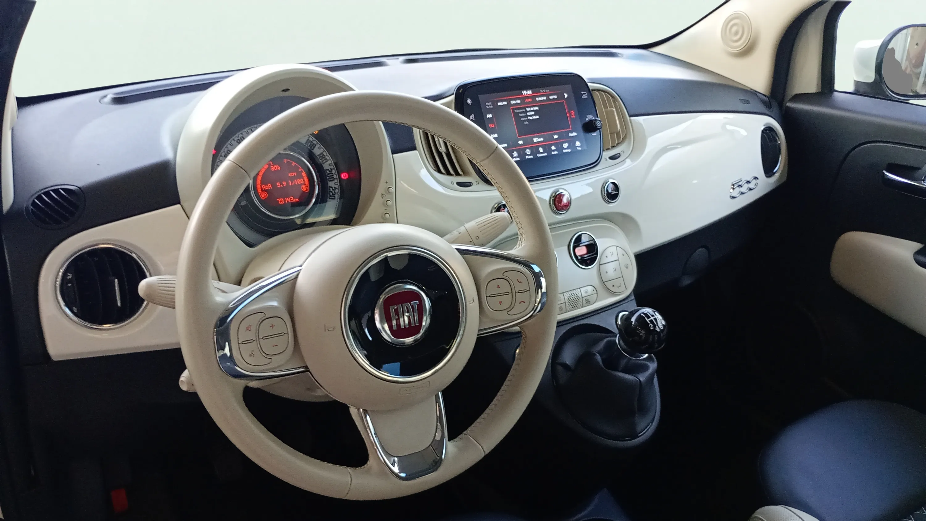 Fiat 500 Dolcevita 1.0 Hybrid - foto 11
