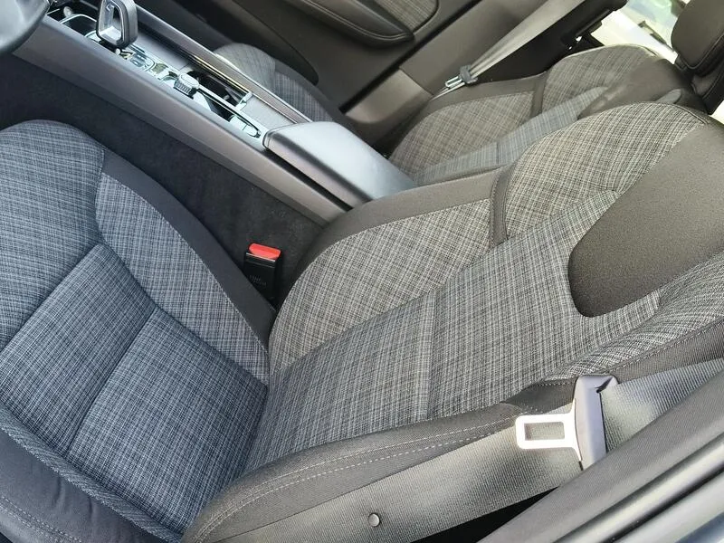Volvo XC60 2.0 B4 D Core - foto 28