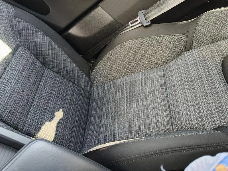 Volvo XC60 2.0 B4 D Core - foto 27