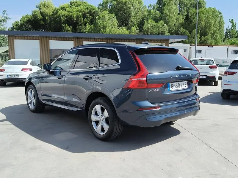 Volvo XC60 2.0 B4 D Core - foto 4