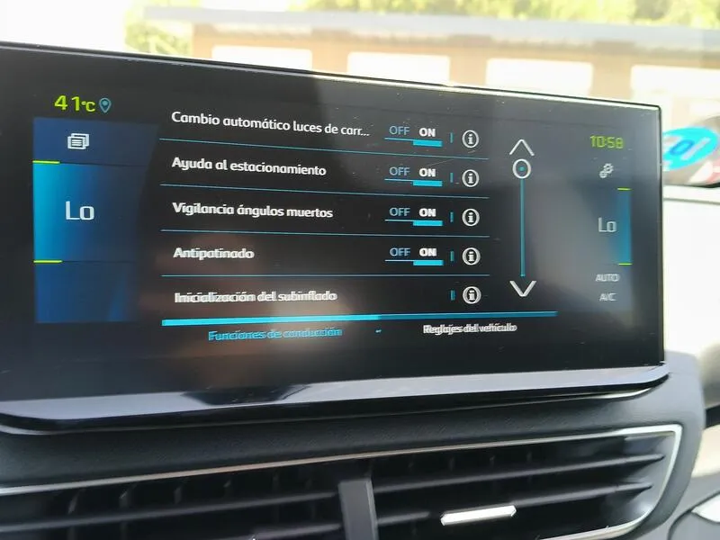 Peugeot 3008 Hybrid 225 e-EAT8 Allure - foto 23