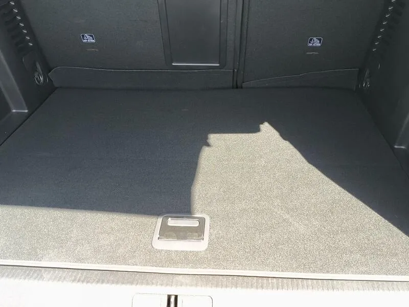 Peugeot 3008 Hybrid 225 e-EAT8 Allure - foto 34