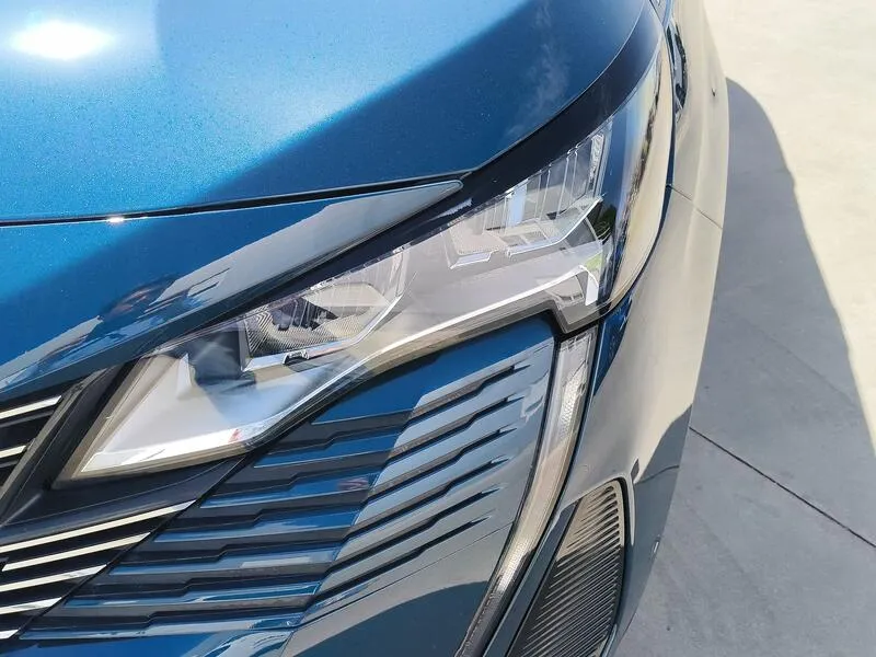 Peugeot 3008 Hybrid 225 e-EAT8 Allure - foto 42
