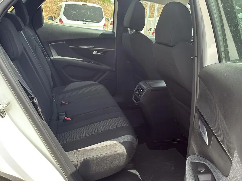Peugeot 3008 1.5 BlueHDi Active Pack - foto 20