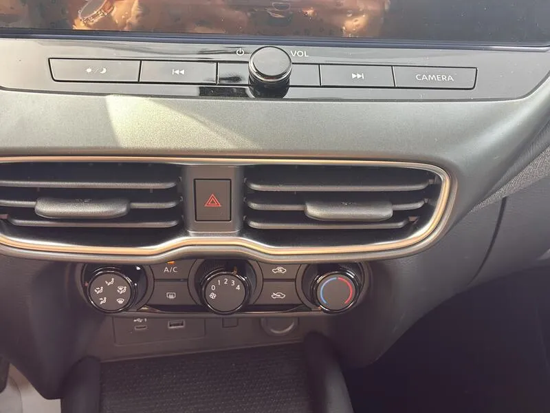 Nissan Juke DIG-T Acenta - foto 37