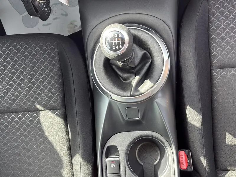 Nissan Juke DIG-T Acenta - foto 16