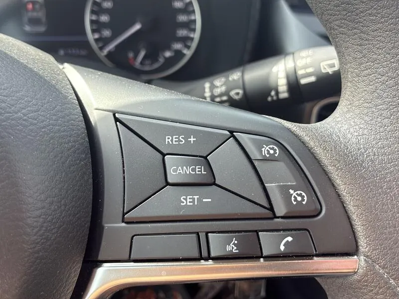 Nissan Juke DIG-T Acenta - foto 33