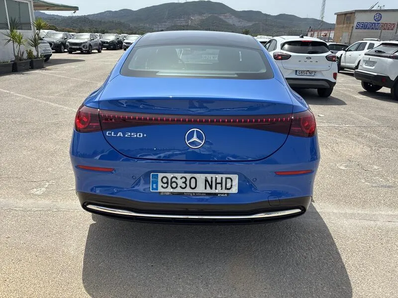 Mercedes-Benz Clase A 250+ con tecnologia EQ - foto 5