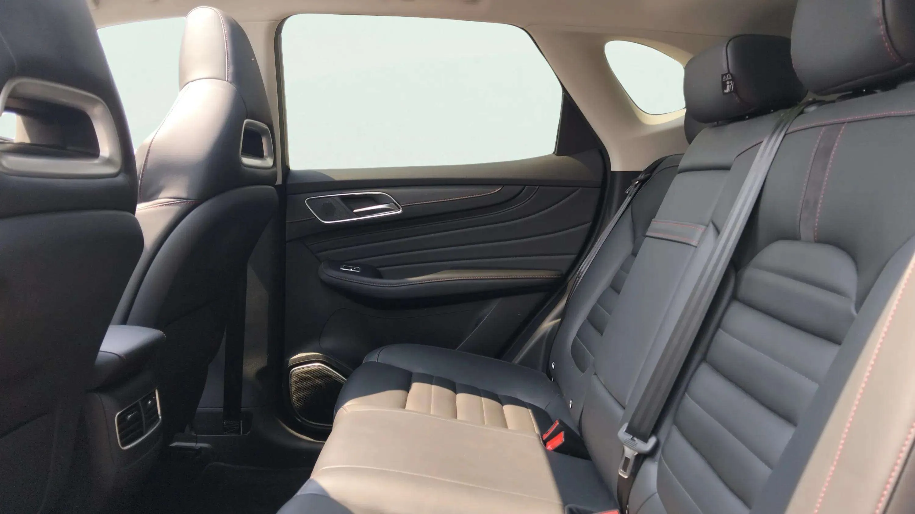 MG HS 1.5T-GDI PHEV Luxury - foto 11