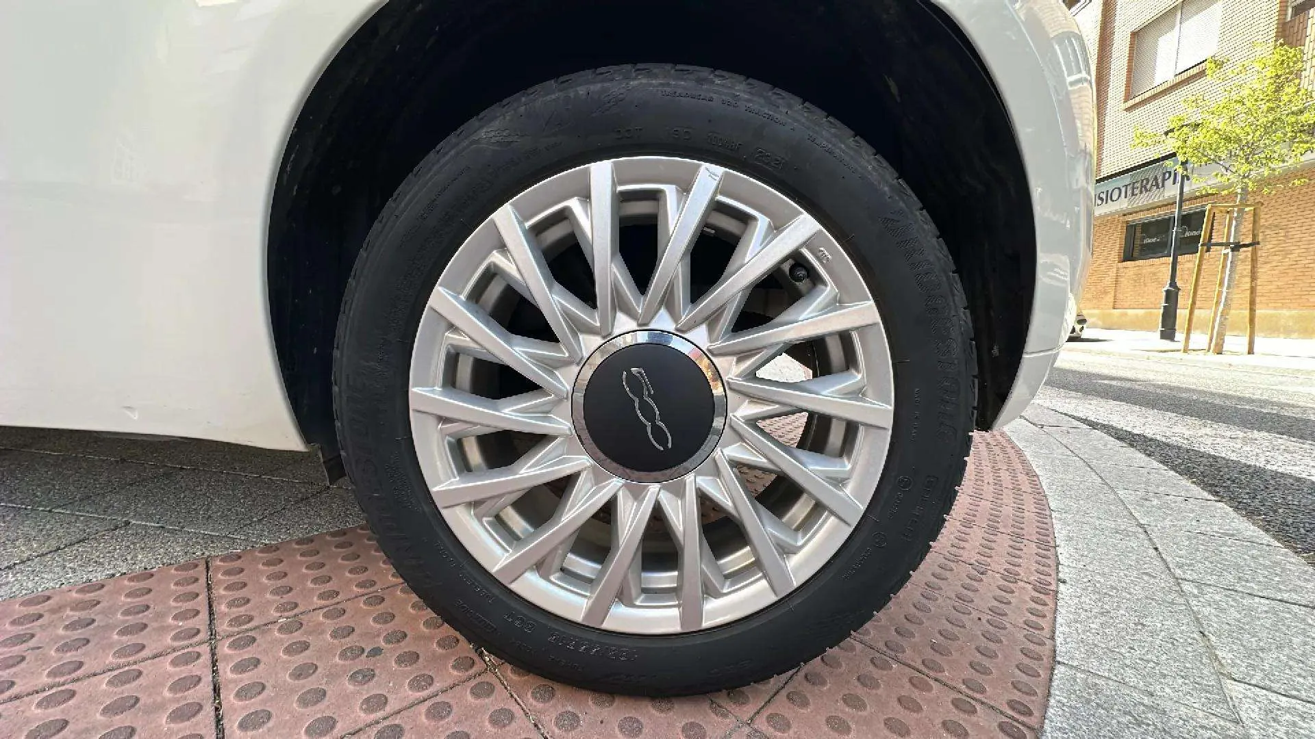 Fiat 500 Dolcevita 1.0 Hybrid - foto 10