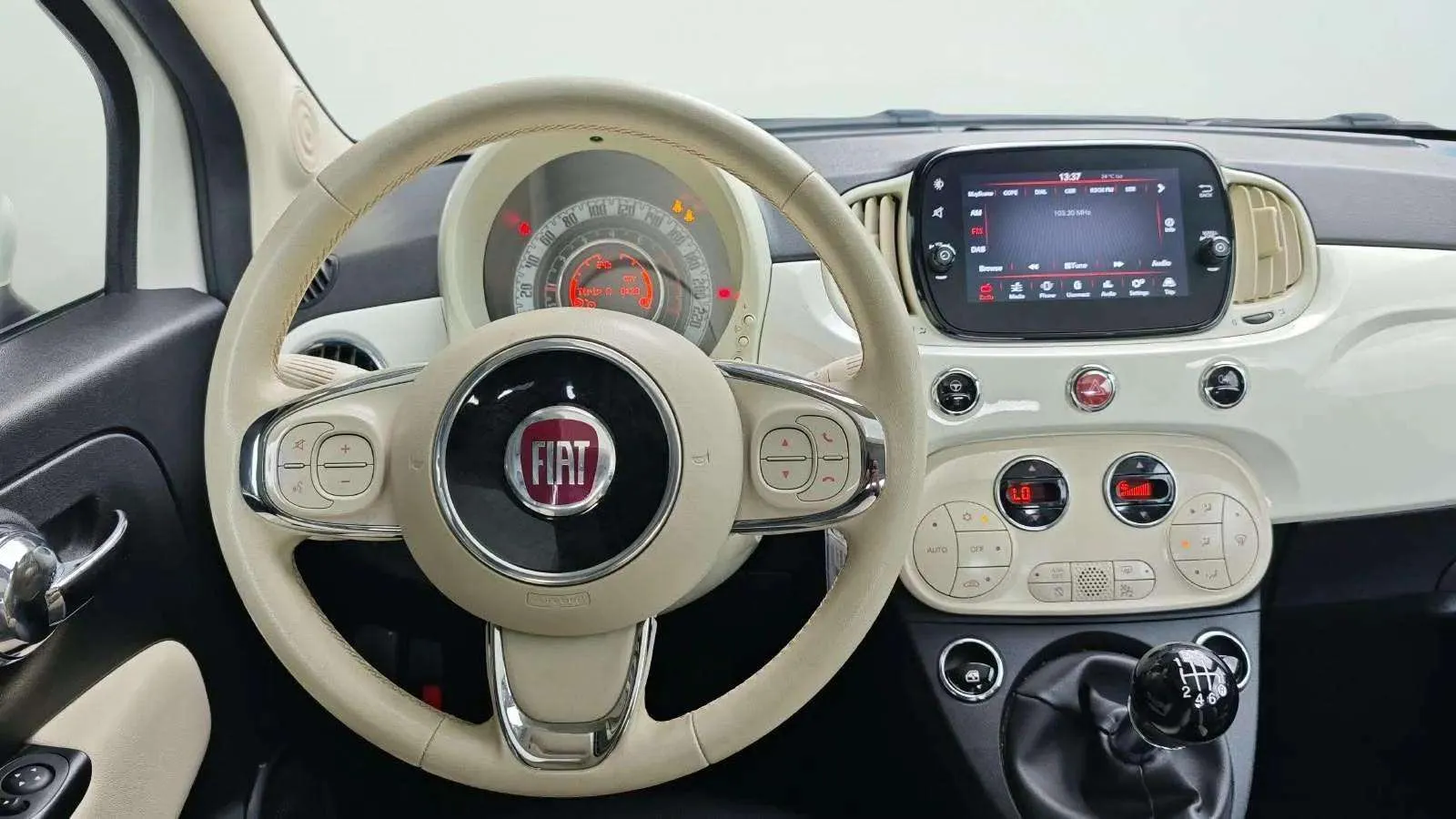 Fiat 500 Dolcevita 1.0 Hybrid - foto 10