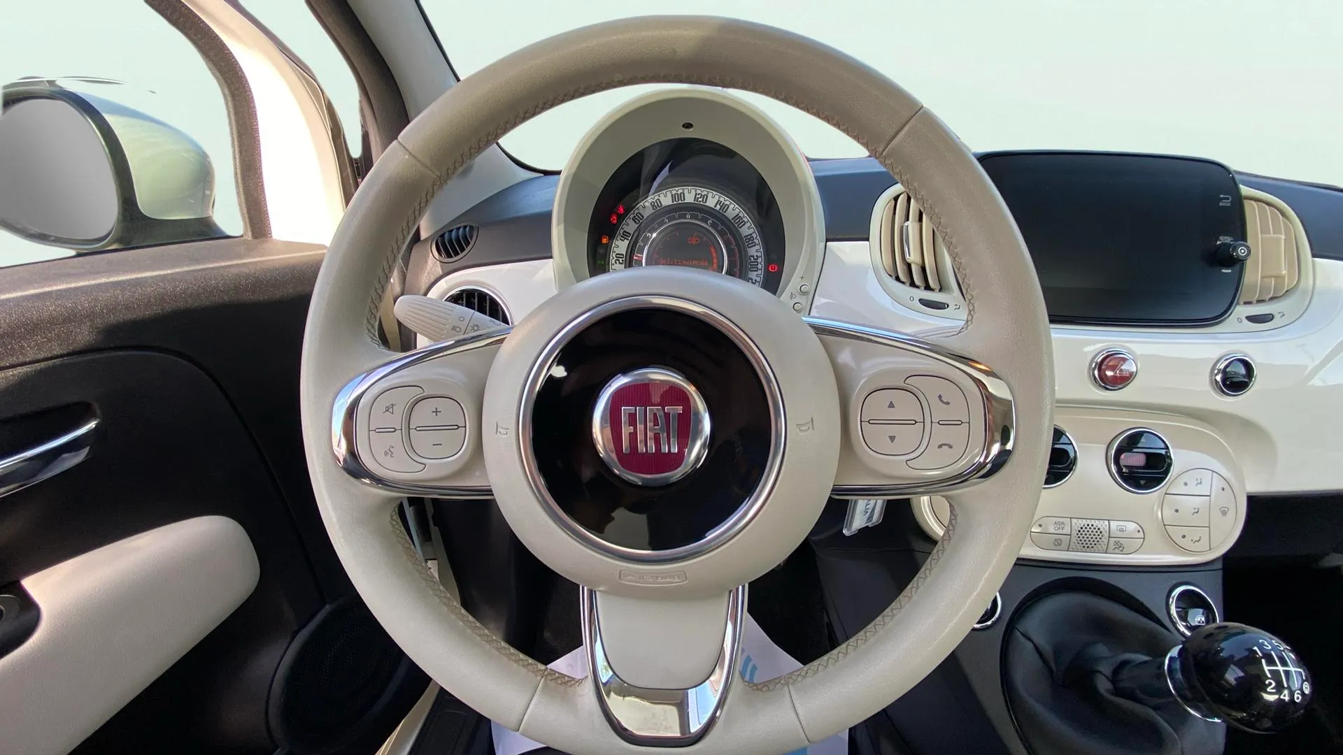 Fiat 500 Dolcevita 1.0 Hybrid - foto 11