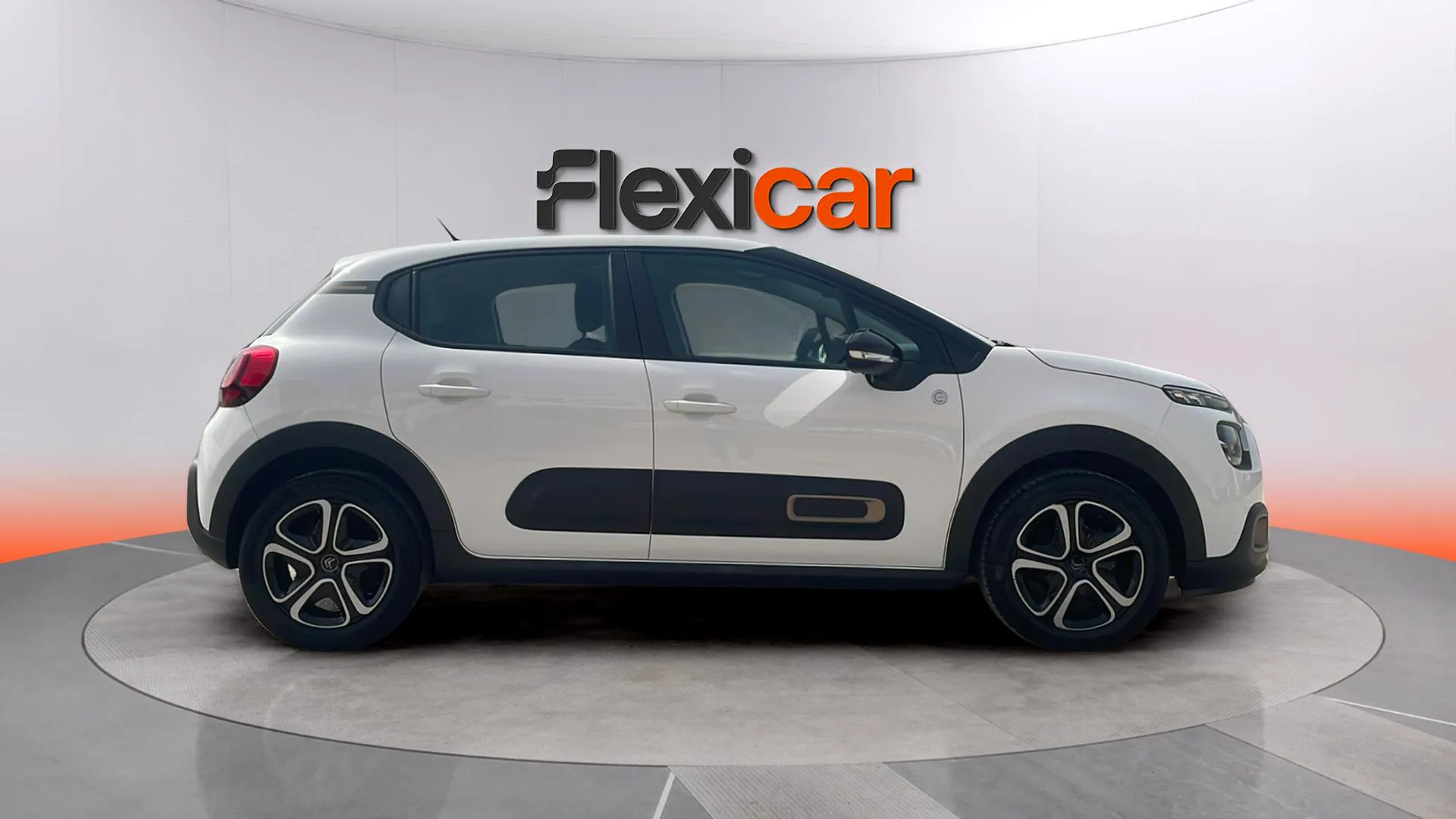 Citroën C3 PureTech Plus - foto 8