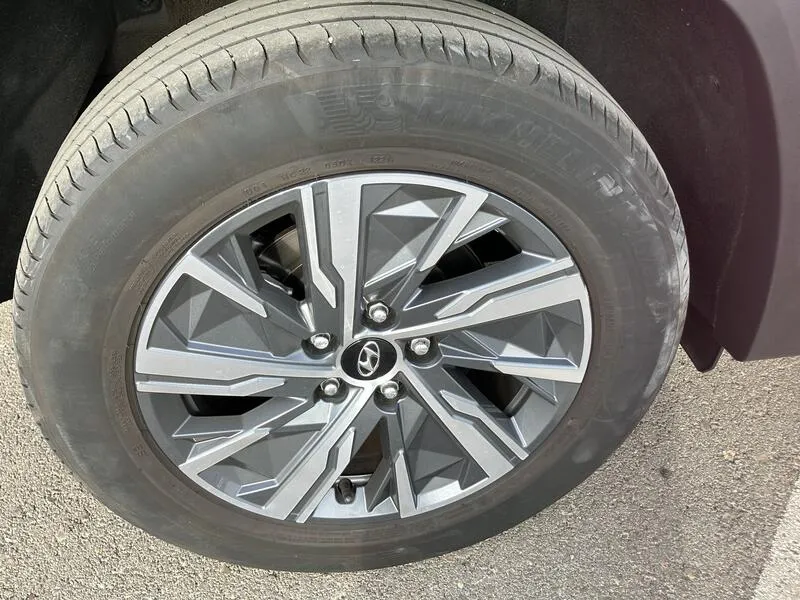 Hyundai Tucson 1.6 T-GDi Maxx Silver - foto 39