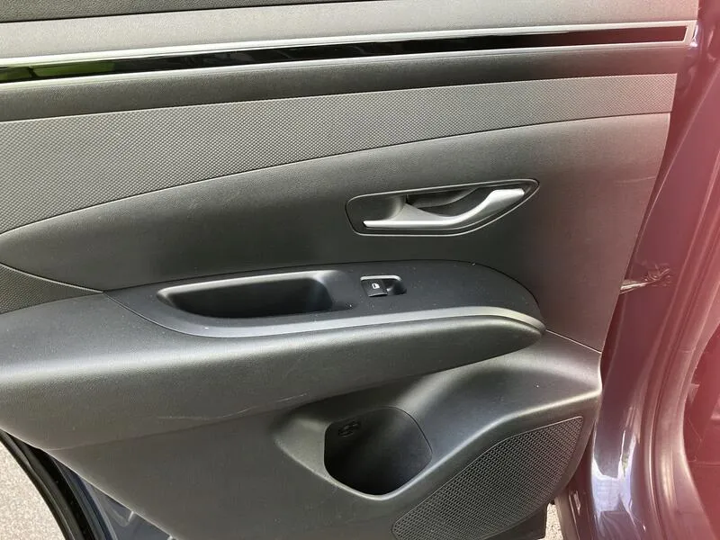 Hyundai Tucson 1.6 T-GDi Maxx Silver - foto 33