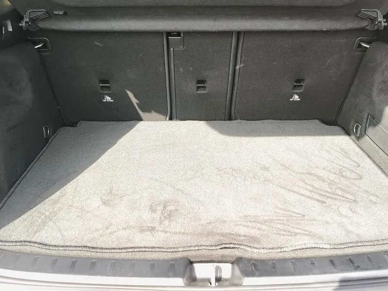 Mercedes-Benz GLA 200 D - foto 35