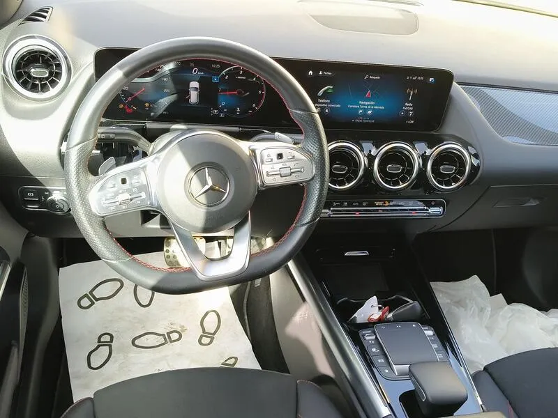 Mercedes-Benz GLA 200 D - foto 10